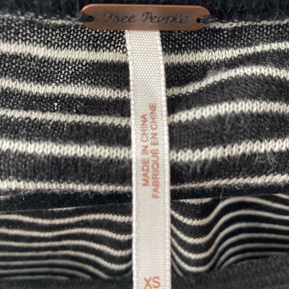 Free People Shirt/Light Sweater - Picture 2 of 4